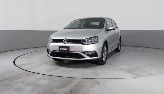 Volkswagen • Vento