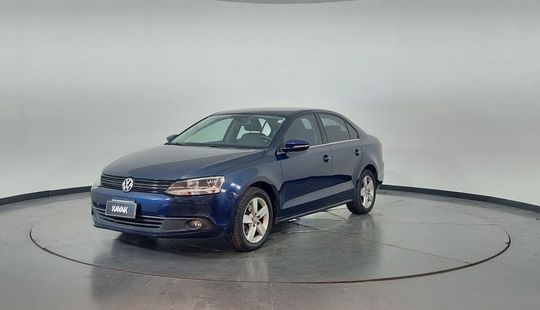 Volkswagen Vento 2.5 LUXURY-2014