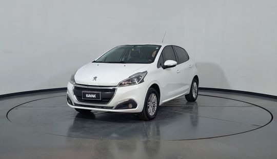 Peugeot 208 1.5 ALLURE NAV MT-2016