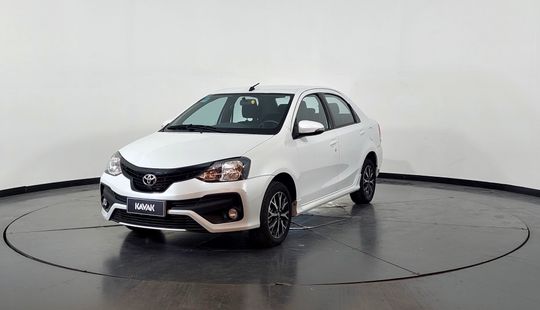 Toyota • Etios