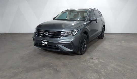 Volkswagen • Tiguan