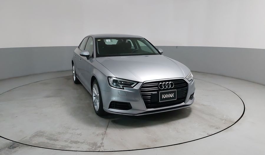 Audi A3 1.4 TFSI DYNAMIC Sedan 2017