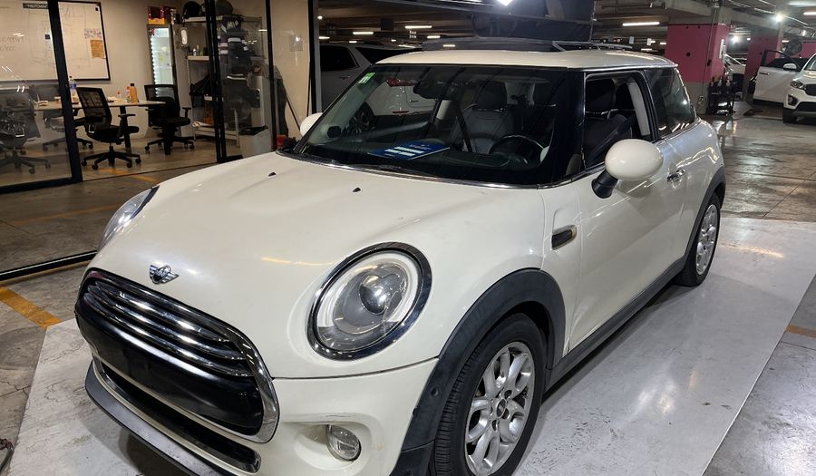 Mini Cooper 1.5 COOPER PEPPER AT Hatchback 2015