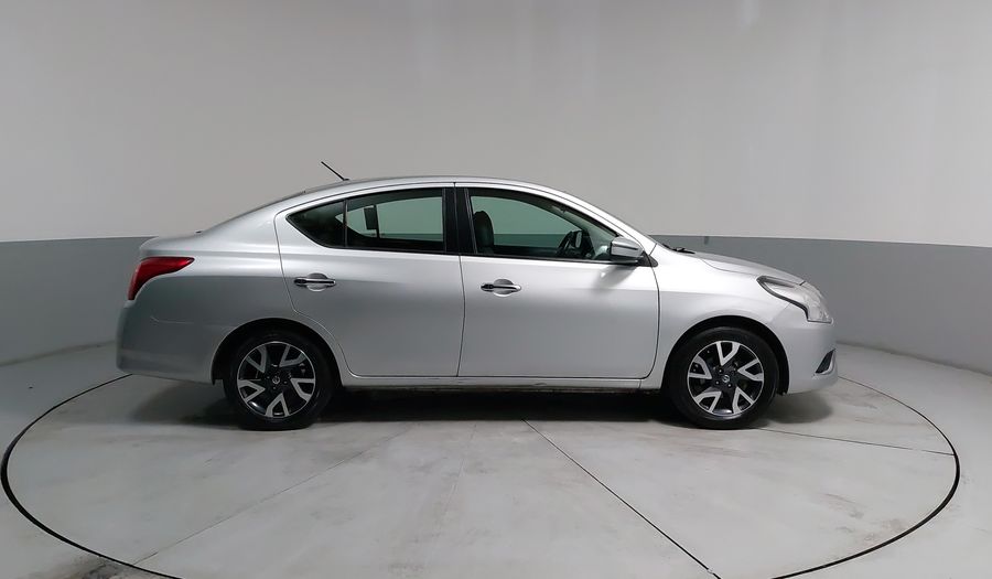 Nissan Versa 1.6 EXCLUSIVE TA AC Sedan 2016