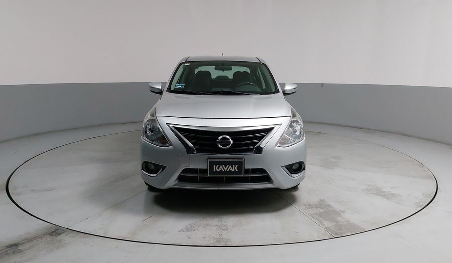 Nissan Versa 1.6 EXCLUSIVE TA AC Sedan 2016