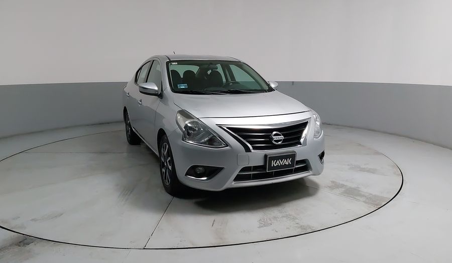 Nissan Versa 1.6 EXCLUSIVE TA AC Sedan 2016