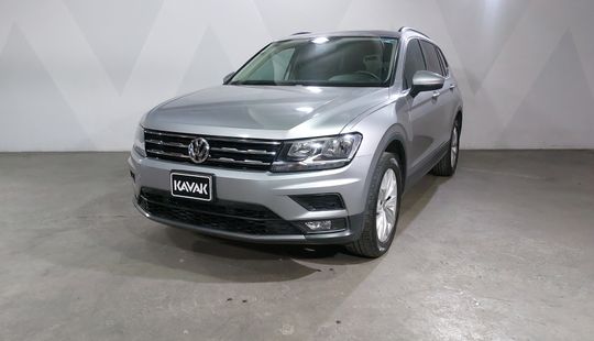 Volkswagen • Tiguan