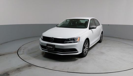 Volkswagen • Jetta