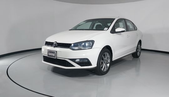 Volkswagen • Vento