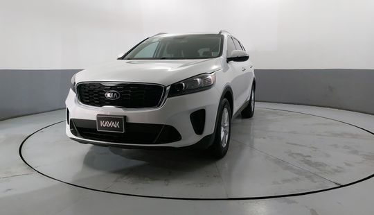 Kia • Sorento