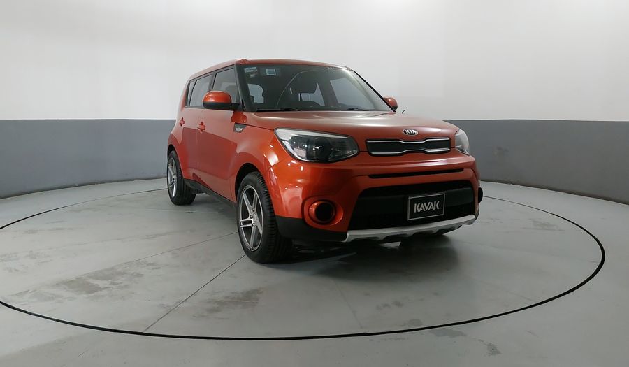 Kia Soul 1.6 LX MT Hatchback 2017