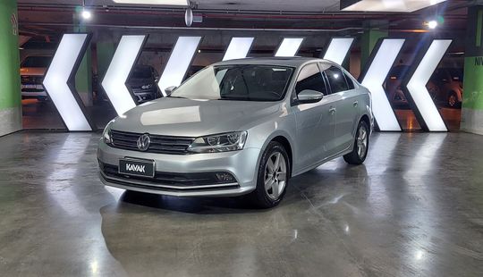 Volkswagen • Vento