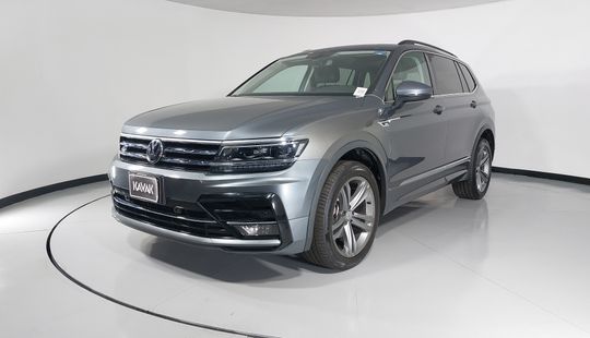 Volkswagen • Tiguan