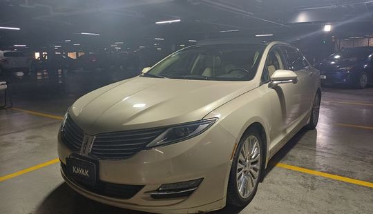 Lincoln • MKZ