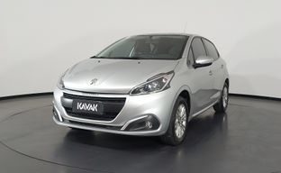 Peugeot • 208