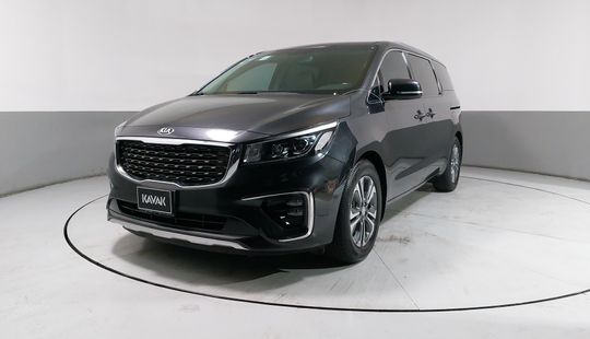 Kia • Sedona