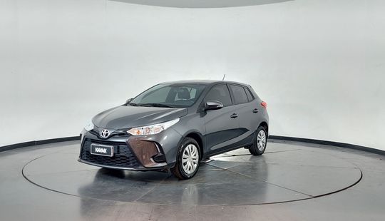 Toyota • Yaris