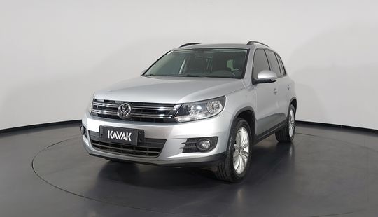 Volkswagen • Tiguan