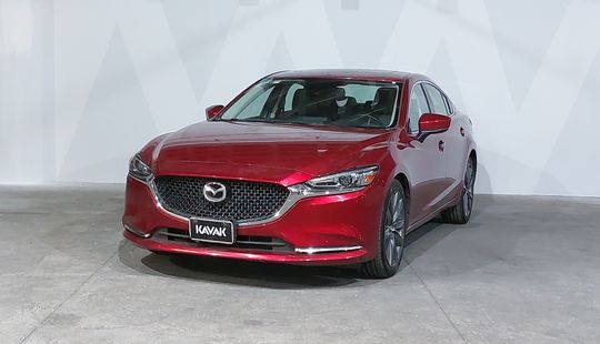 Mazda • Mazda 6