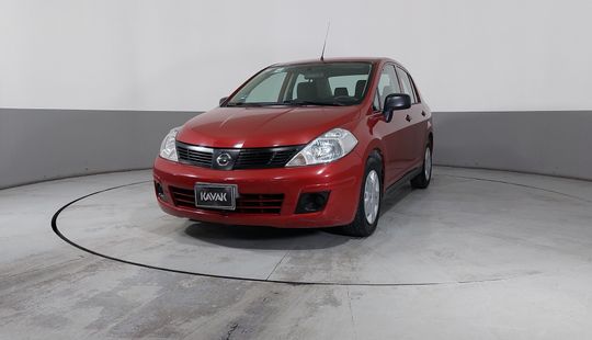 Nissan • Tiida