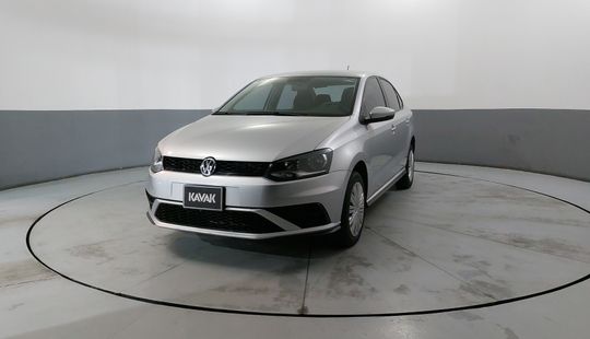 Volkswagen • Vento