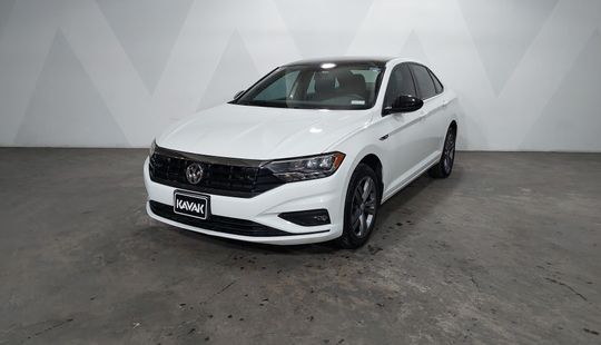 Volkswagen • Jetta