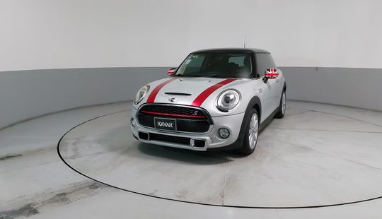 Mini • Cooper S