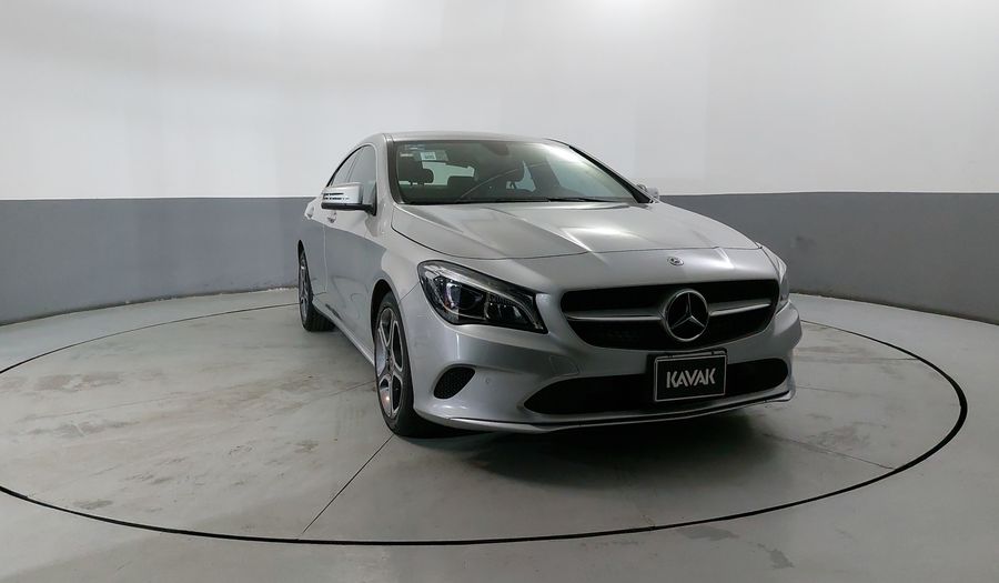 Mercedes Benz Clase Cla 1.6 CLA 200 SPORT DCT Coupe 2018