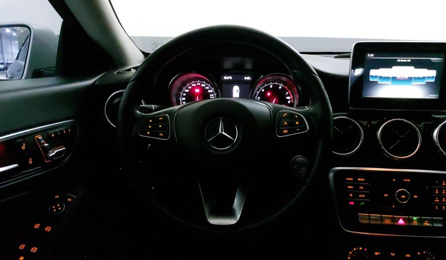 Mercedes Benz Clase Cla 1.6 CLA 200 SPORT DCT Coupe 2018