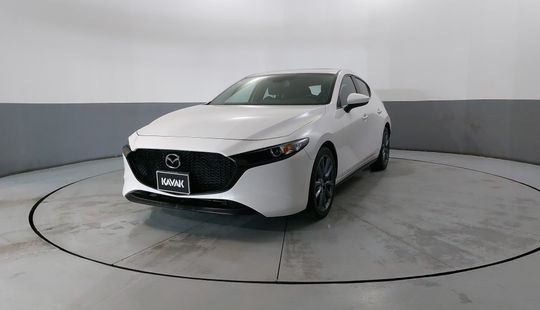 Mazda • Mazda 3