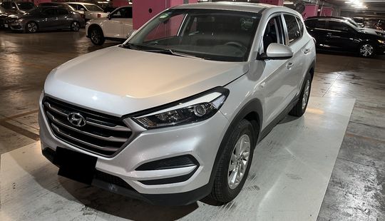 Hyundai • Tucson