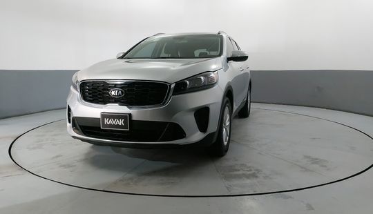 Kia • Sorento