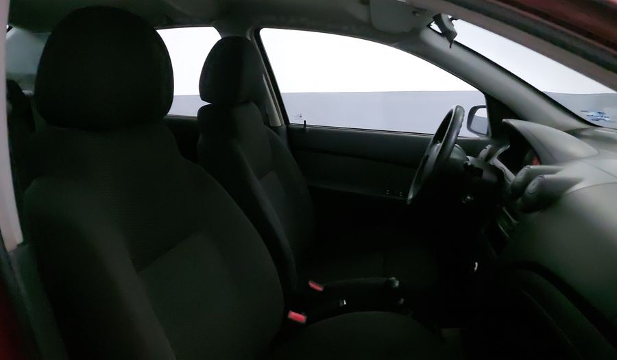 Chevrolet Aveo 1.6 MT B Sedan 2013