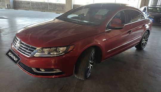 Volkswagen • Passat