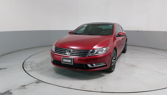 Volkswagen • Passat