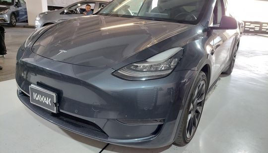 Tesla • Model Y