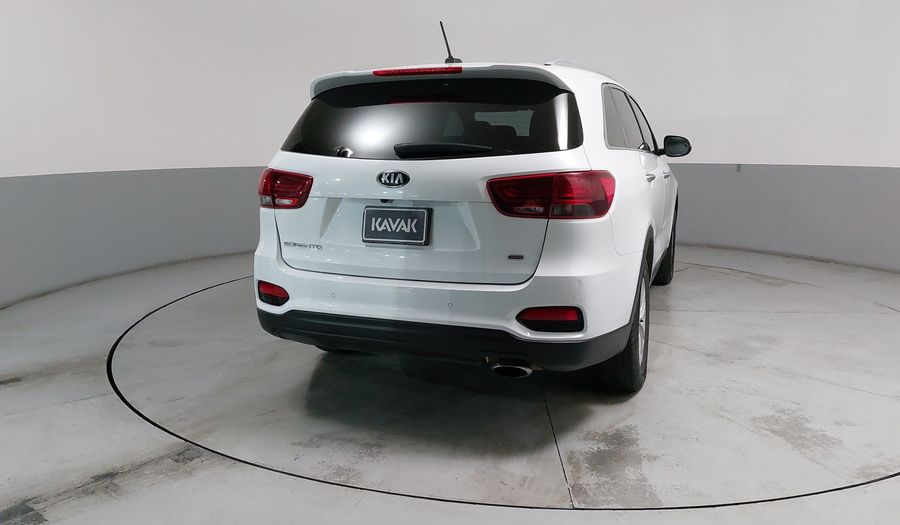 Kia Sorento 2.4 LX AUTO Suv 2019