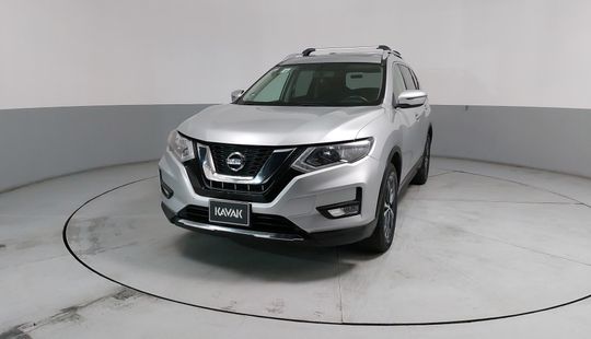 Nissan • X-Trail