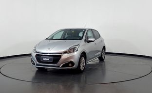 Peugeot • 208