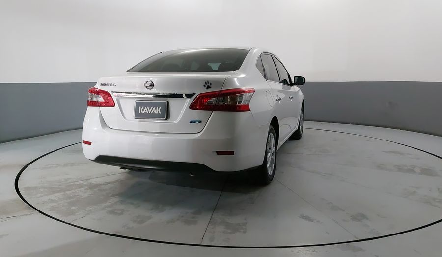 Nissan Sentra 1.8 ADVANCE CVT Sedan 2016