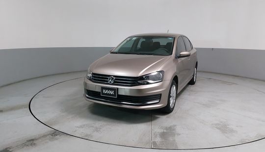 Volkswagen • Vento