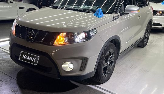 Suzuki • Vitara