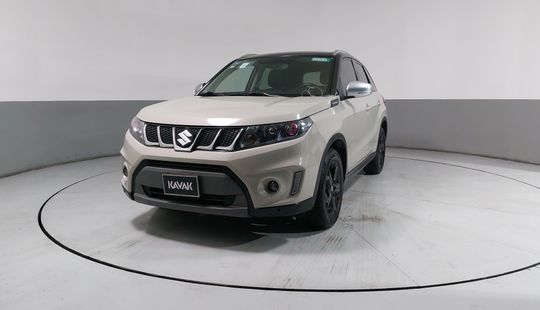 Suzuki • Vitara