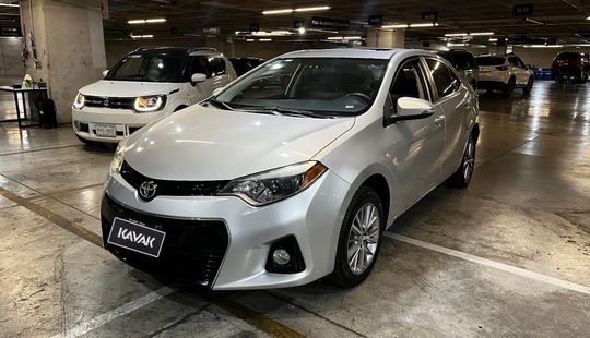 Toyota • Corolla