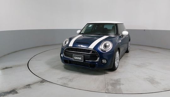 Mini • Cooper S