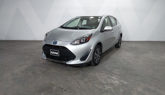 Toyota • Prius C