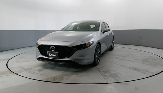 Mazda • Mazda 3