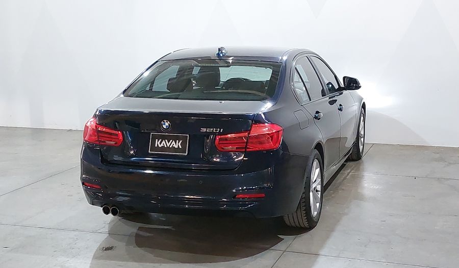 Bmw Serie 3 2.0 320IA Sedan 2016