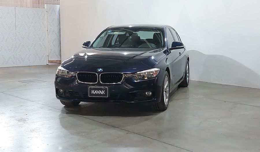 Bmw Serie 3 2.0 320IA Sedan 2016