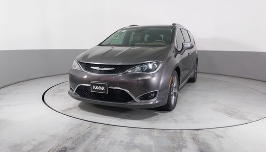 Chrysler • Pacifica